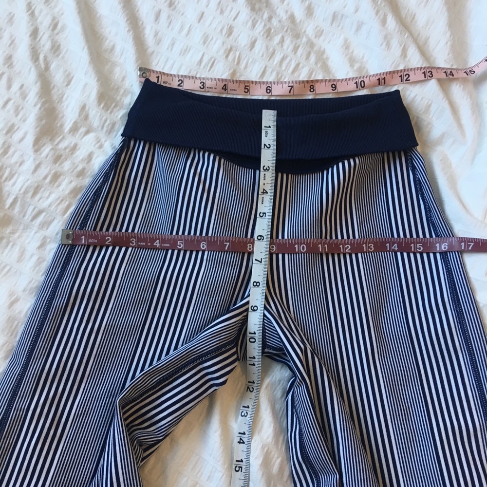 Lululemon | blissed out culottes blue stripe P382 - Picture 4 of 9